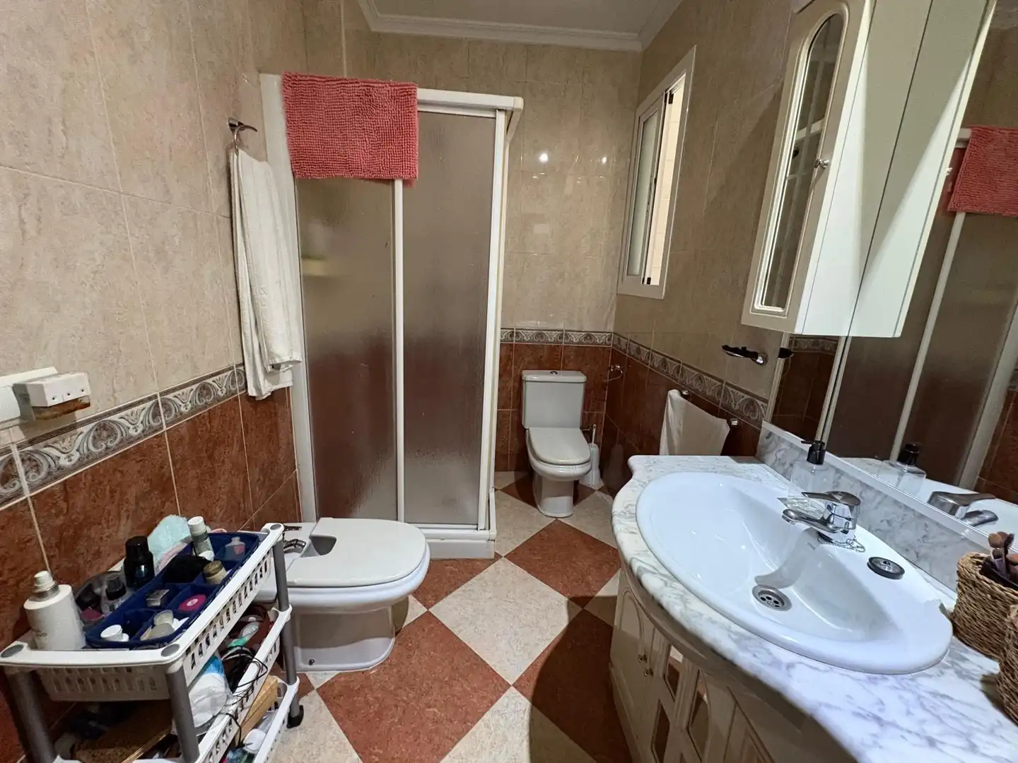 Bathroom of Houses for sale in Morón de la Frontera