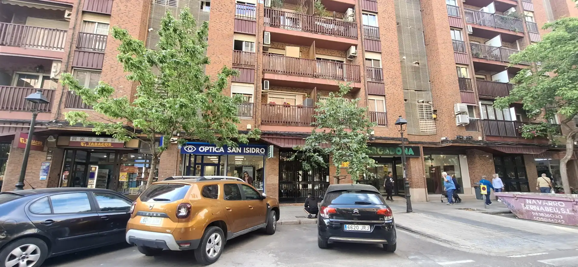 Commercial properties for sale in Carrer de l'Arquitecte Segura de Lago, Sant Isidre