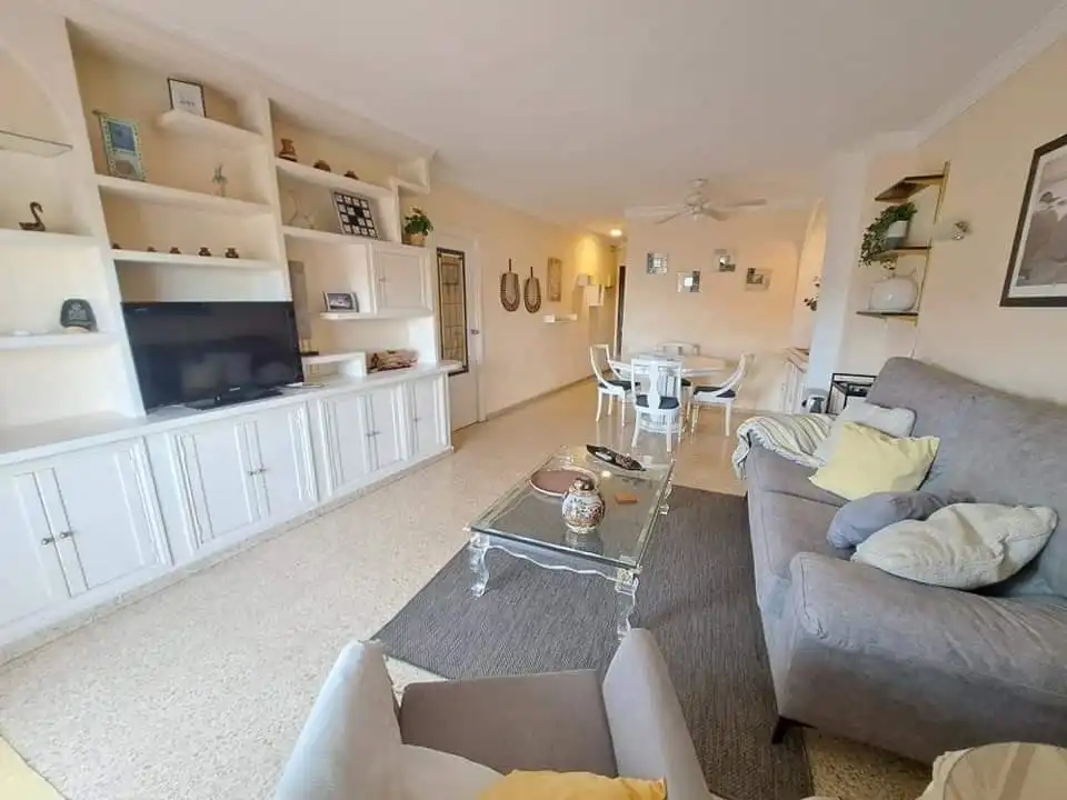 Wohnung zur Miete in N-340, 43, Ricardo Soriano