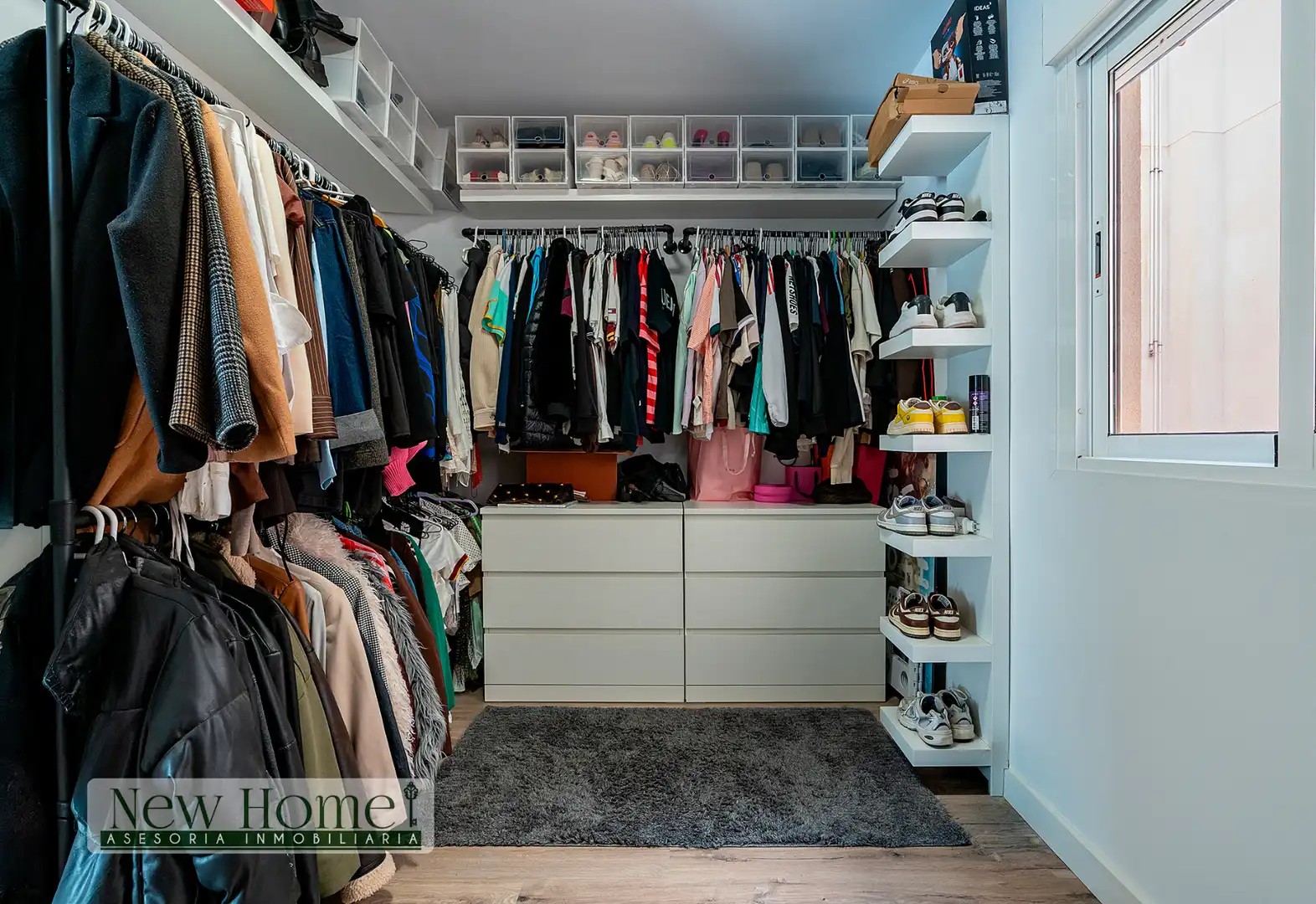 Habitación de Piso en venta en Roquetas de Mar con Terraza y Amueblado