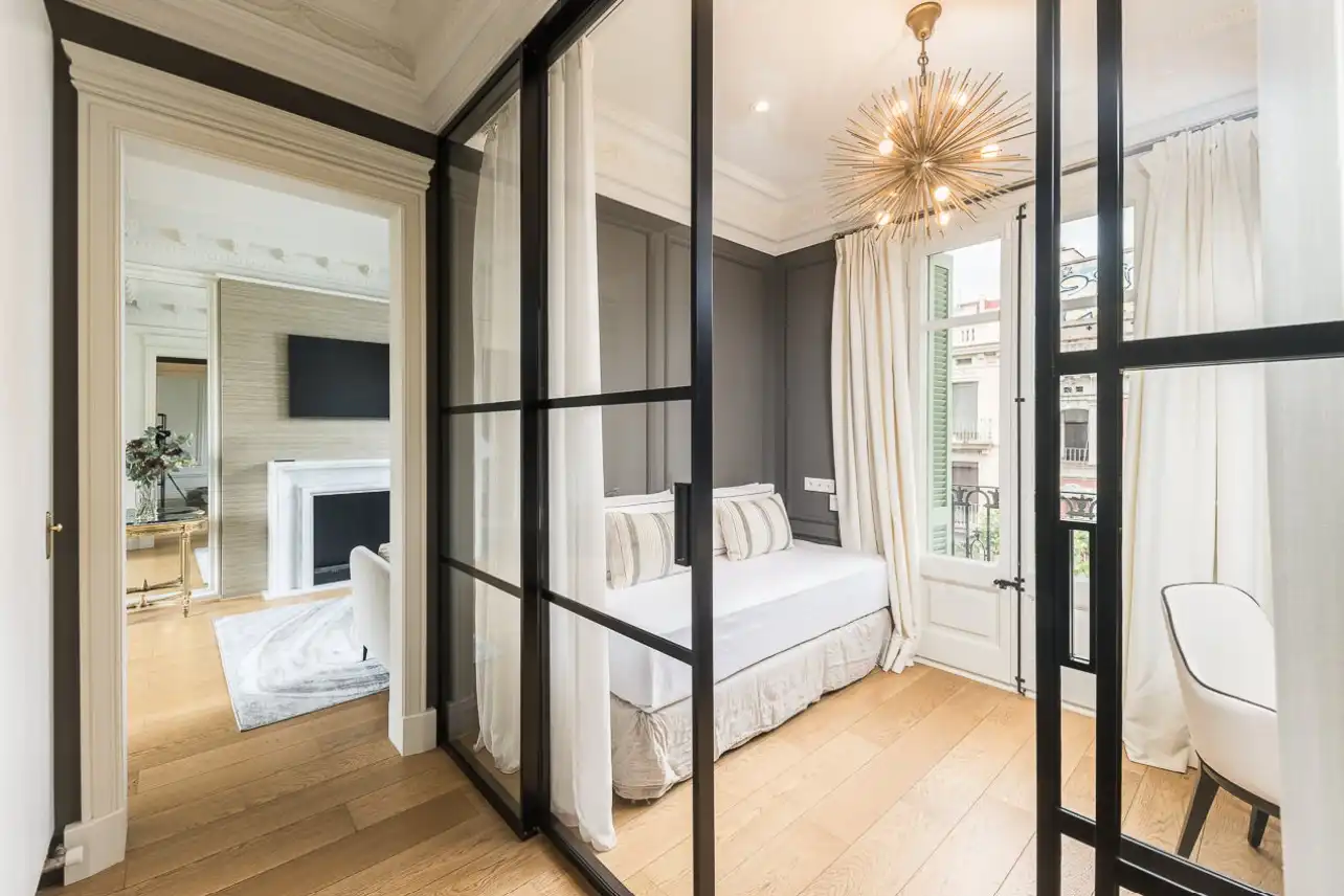 Dormitori de Apartament de lloguer en Barcelona amb Aire condicionat, Calefacció i Terrassa