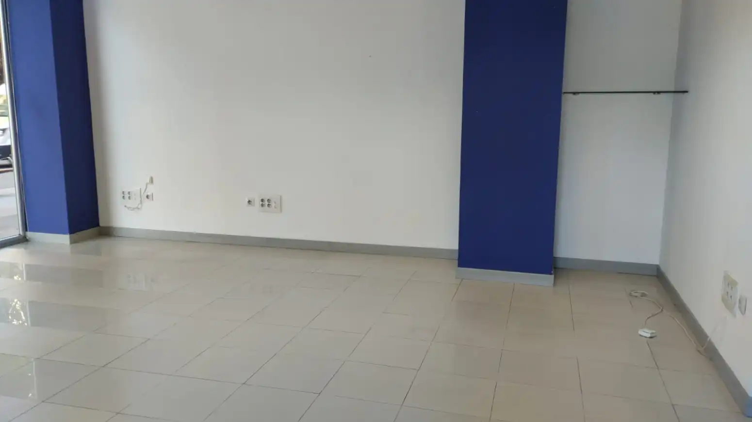Geschaftsraum zur Miete in  Logroño