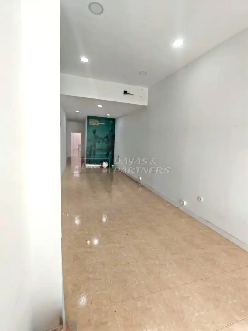 Local comercial en venta en de España 10, imagen 3