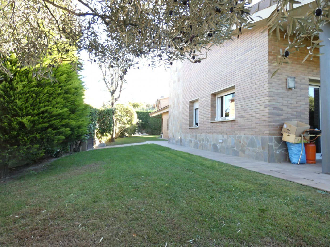 Jardín de Casa o chalet en venta en La Pobla de Claramunt con Calefacción, Terraza y Trastero
