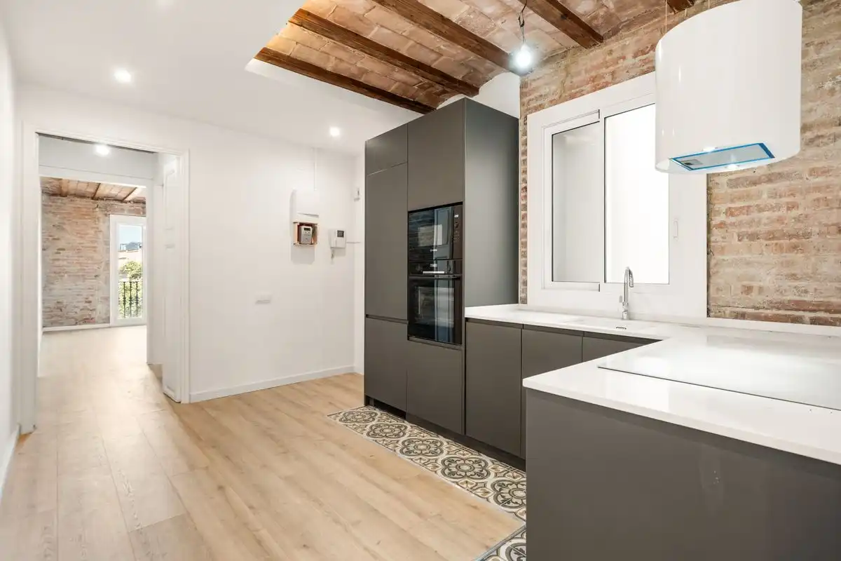 Piso con ascensor en venta en Ronda de Sant Pau, imagen 9