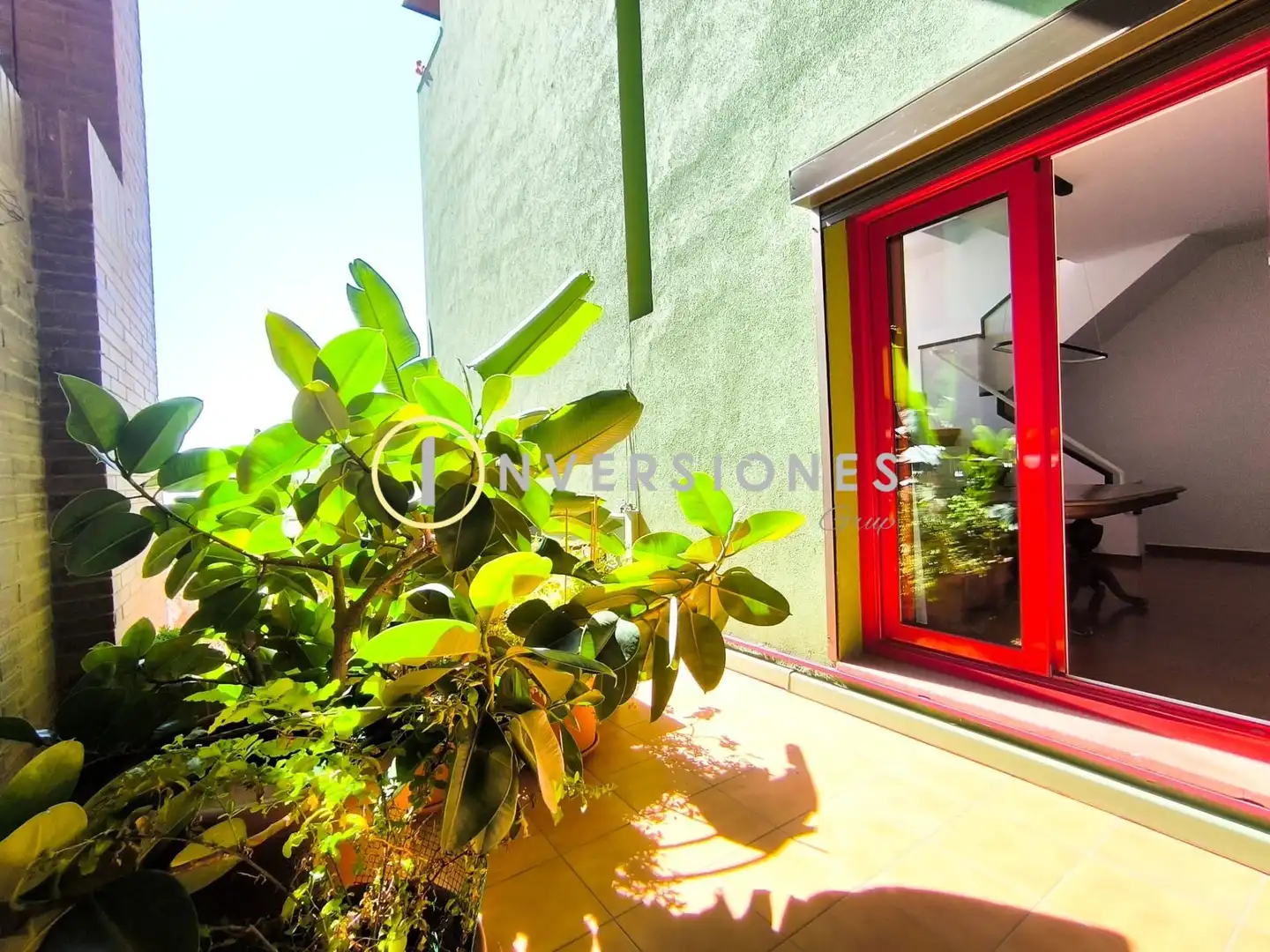 Exterior view of Detached homes for rent in Barcelona  with Terrace and Community pool