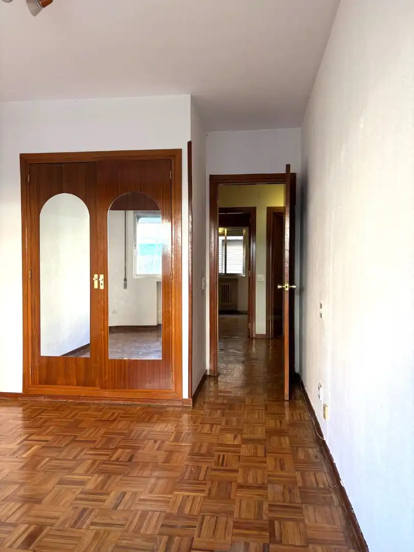 Piso en venta en Alcalá de Henares con Calefacción, Parquet y Terraza