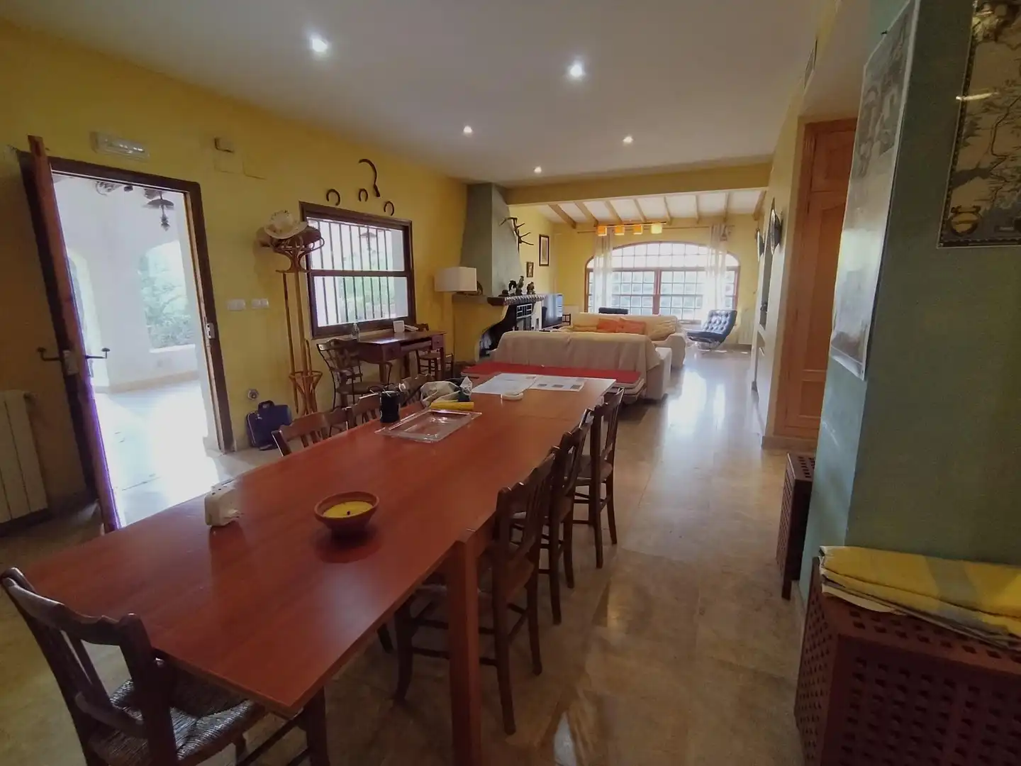 Menjador de Finca rústica en venda en Relleu amb Aire condicionat, Jardí privat i Terrassa