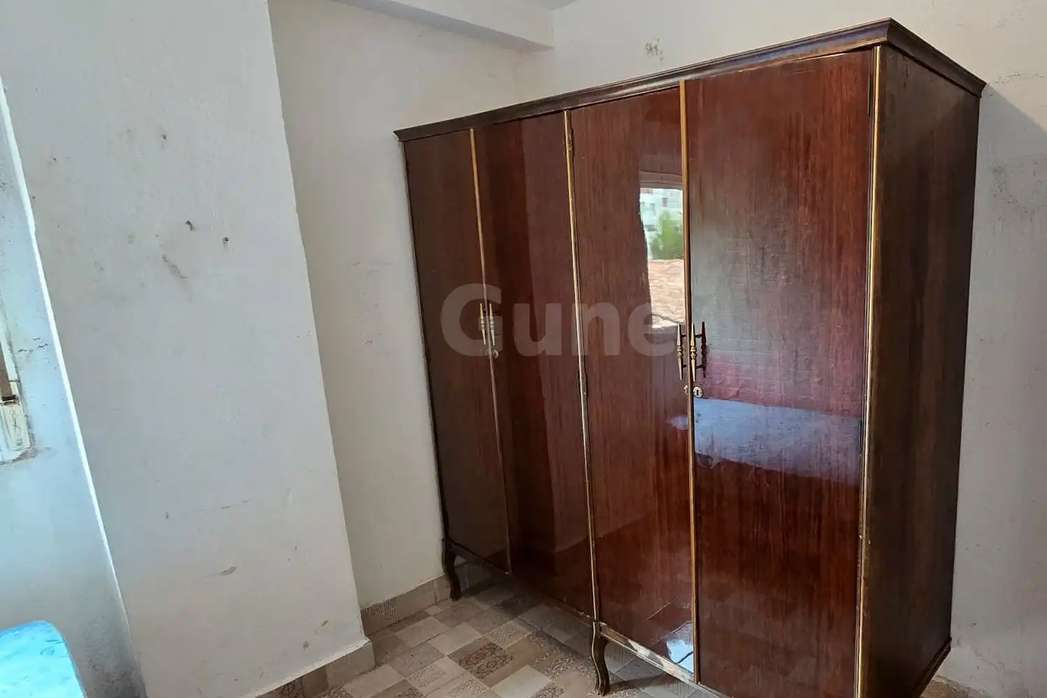 Habitación de Piso en venta en Legazpi