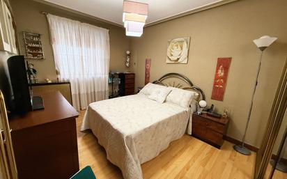 Bedroom of Flat for sale in Palencia Capital  with Heating and Terrace