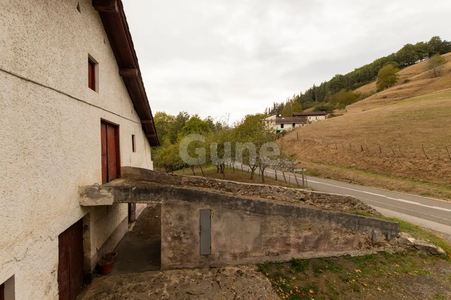 Exterior view of Houses for sale in Zaldibia, Gipuzkoa