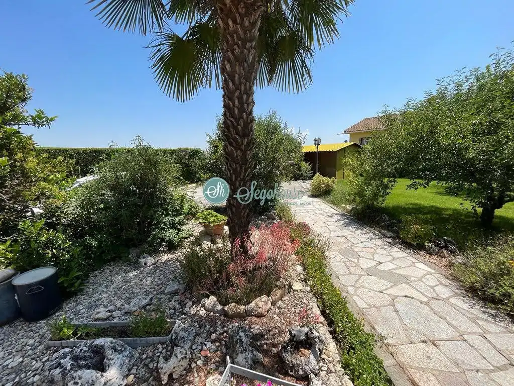 Jardín de Casa o chalet en venta en Valverde del Majano con Calefacción, Terraza y Trastero