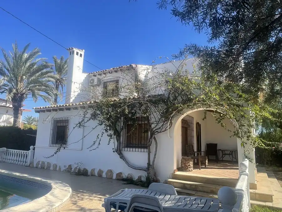 Casa en venta en Orihuela Costa