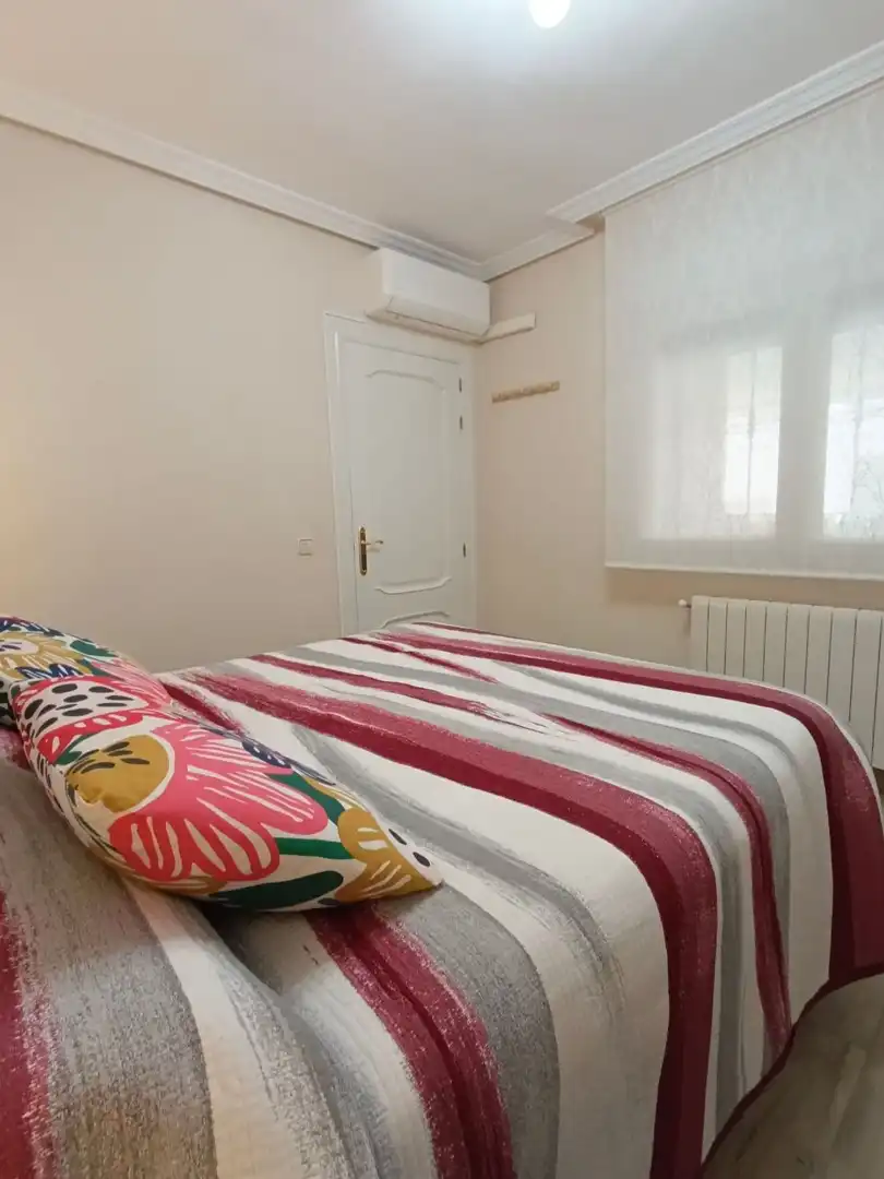 Habitación de Casa o chalet en venta en Ciudad Real con Aire acondicionado, Calefacción y Parquet
