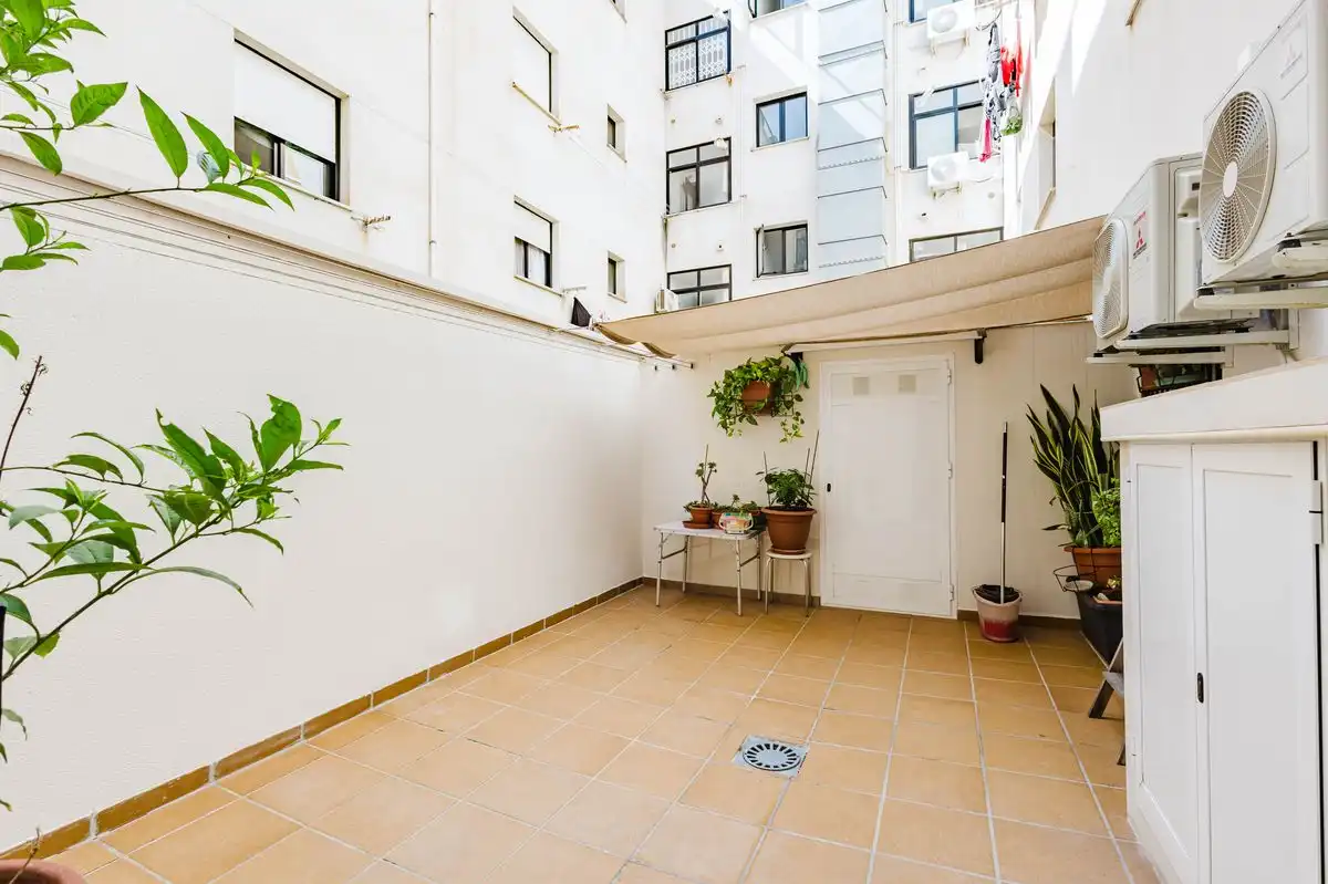 Flat with terrace for sale in Avenida Ingeniero José María Garnica, imagen 28