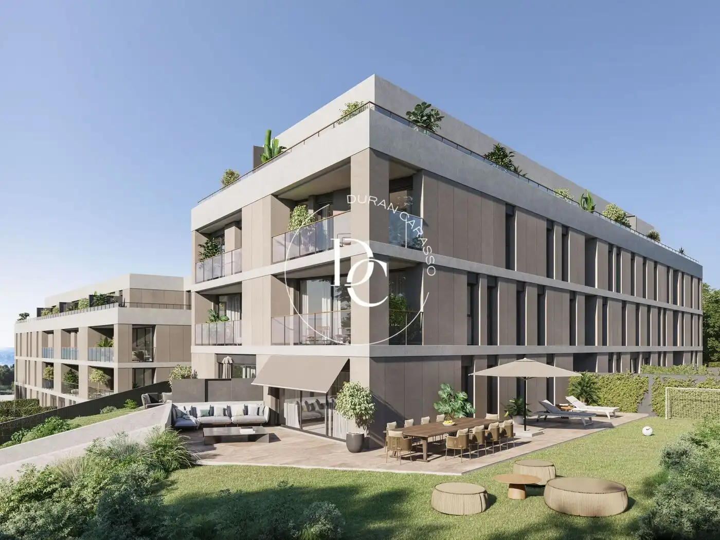 Vista exterior de Dúplex en venda en Sitges amb Jardí privat, Terrassa i Traster