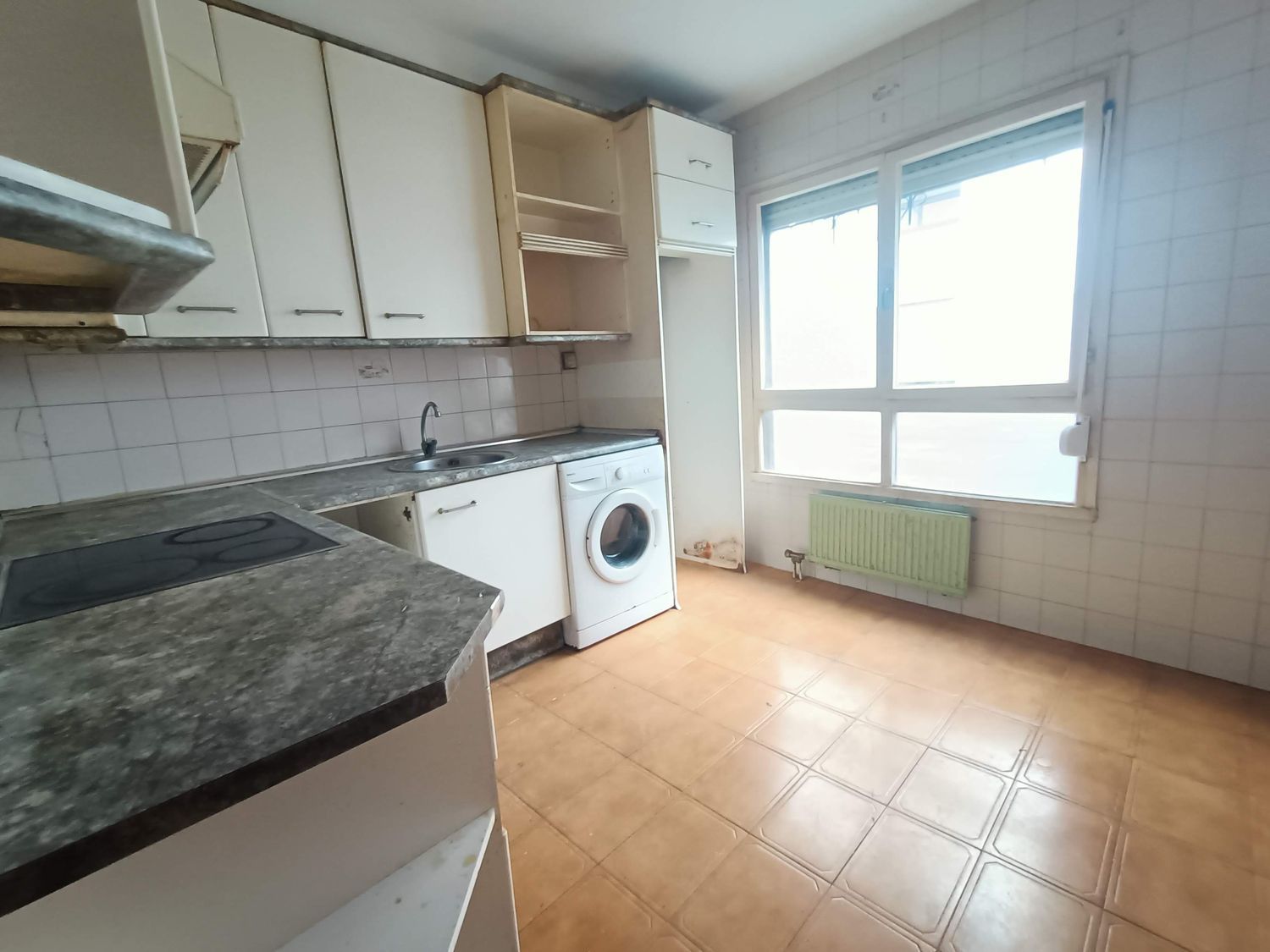 Kitchen of Flat for sale in Oviedo   with Heating and Swimming Pool