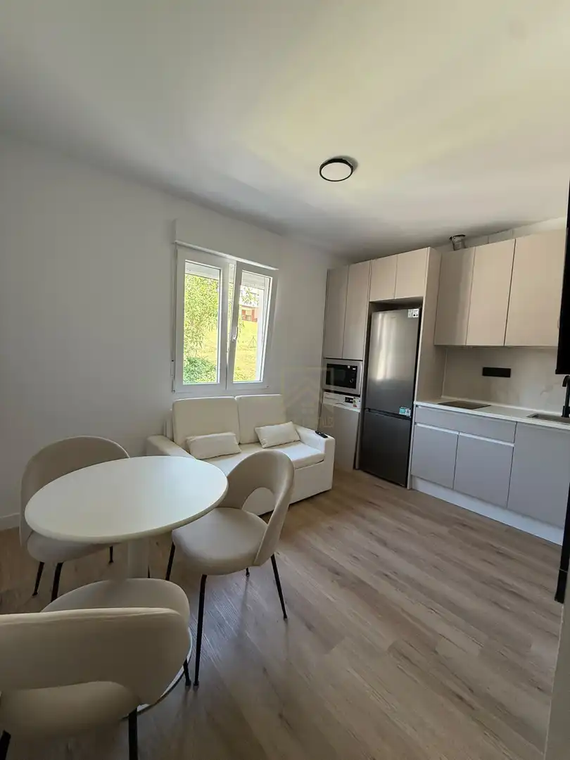 Wohnung zur Miete in Santander - CALLE ADARZO, Alisal - San Román