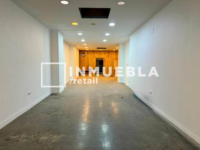 Local comercial en Alquiler en Vila de Gràcia