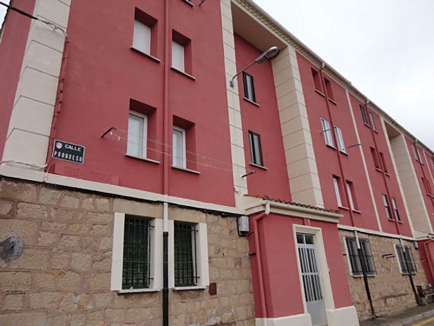 Vista exterior de Piso en venta en Salas de los Infantes