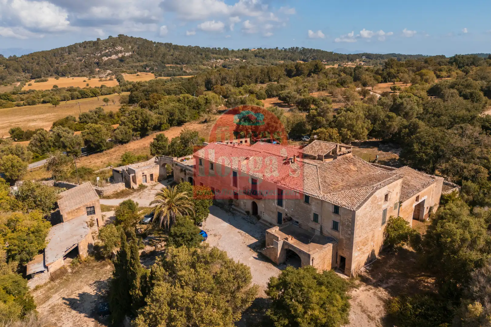 Maison rustique avec jardin à vendre à Algaida