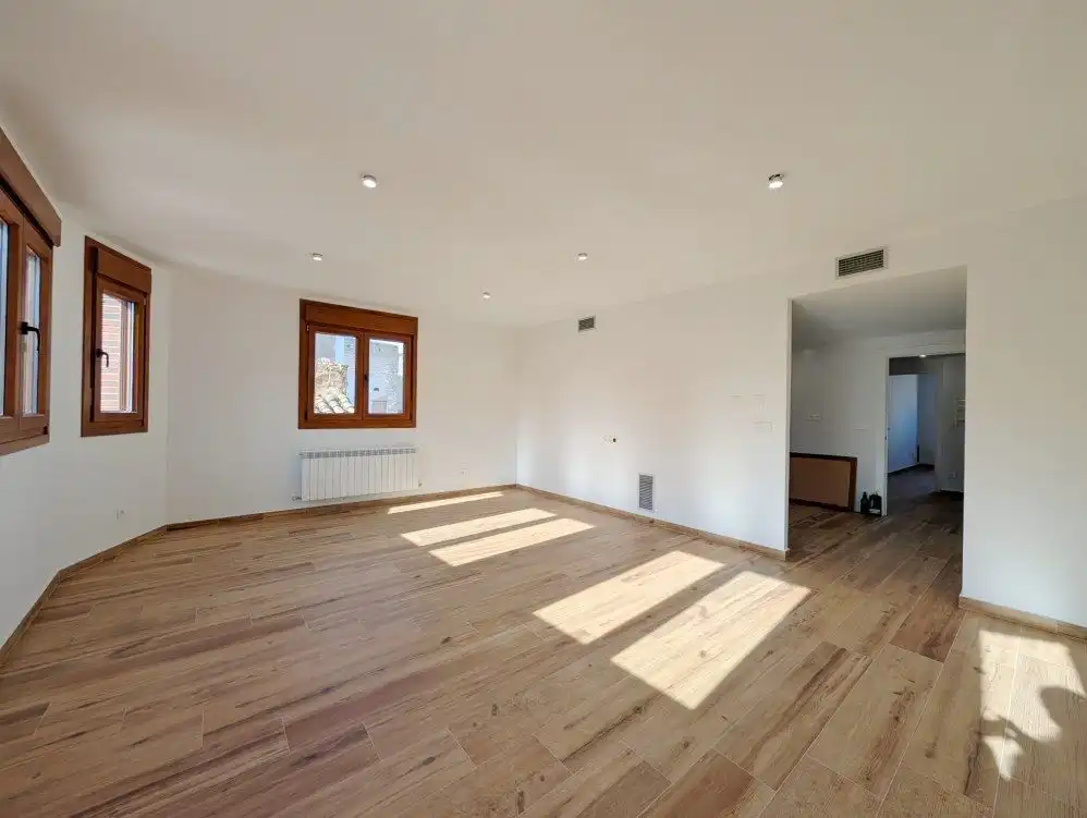 Living room of Detached homes for sale in El Burgo de Ebro  with Heating, Terrace and Storage room