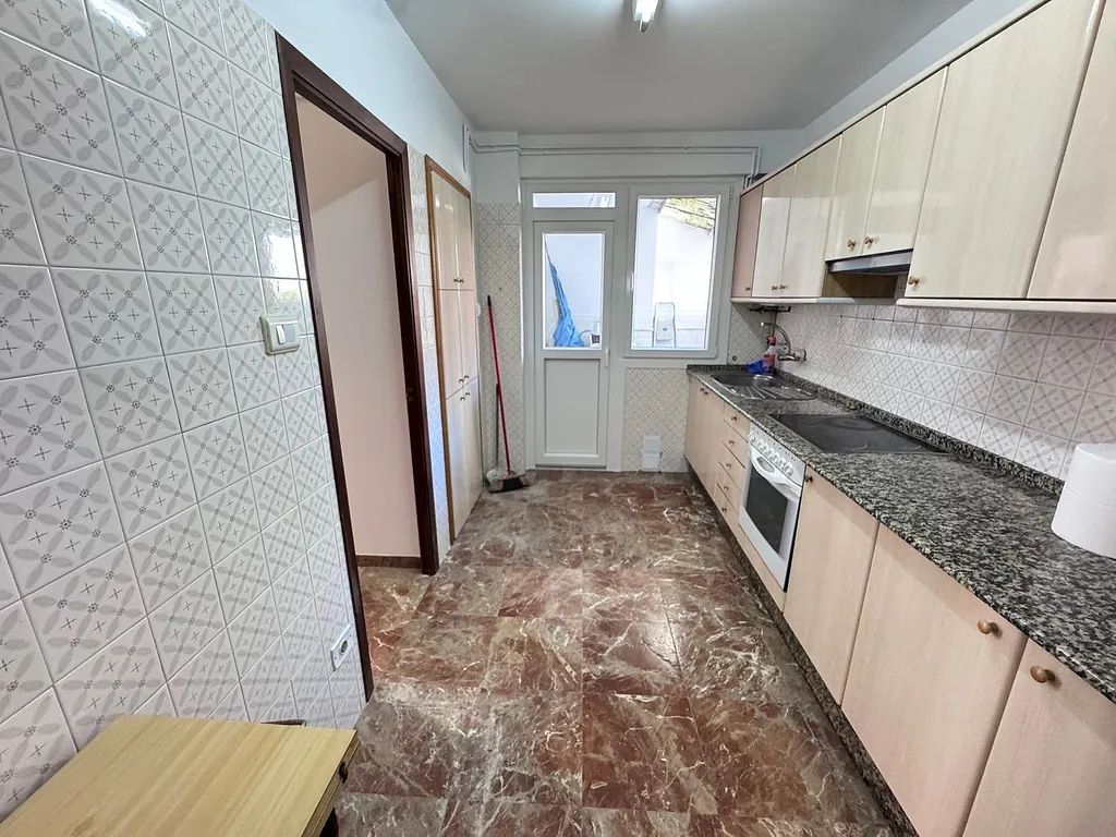 Apartment to rent in Porta Nova