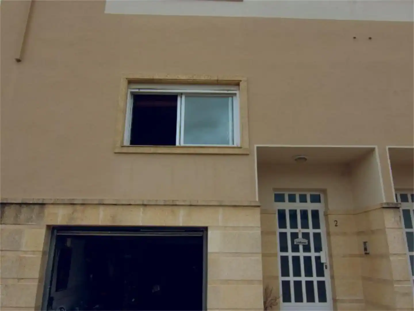 Vista exterior de Casa adosada en venda en Pedreguer amb Aire condicionat i Balcó