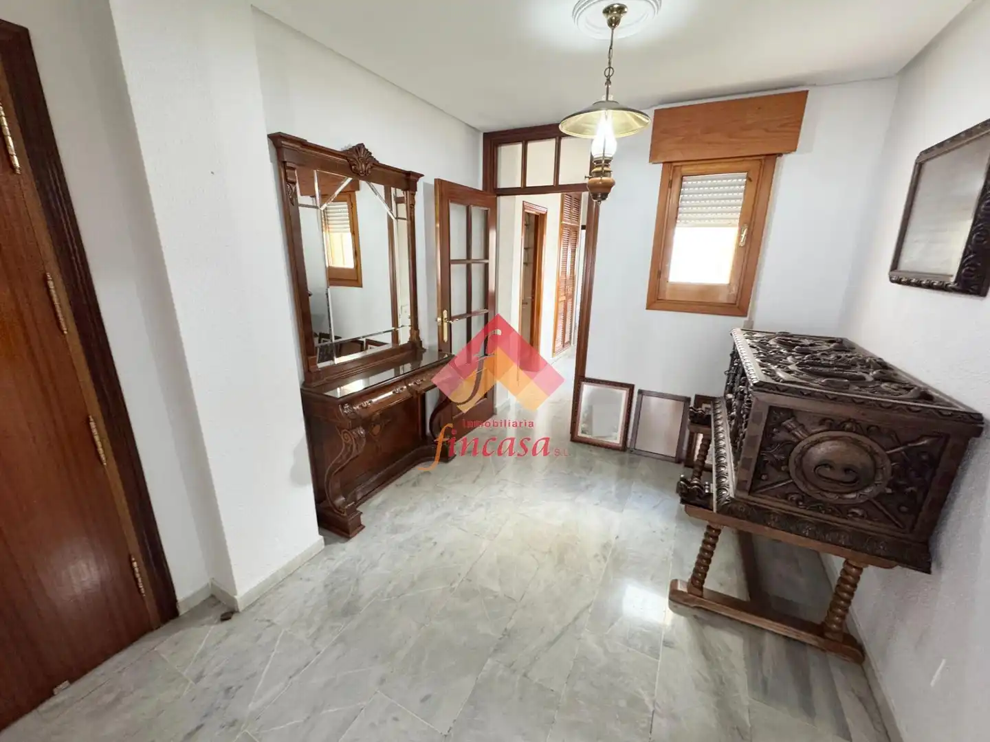 Piso en venta en Ronda con Calefacción, Trastero y Amueblado