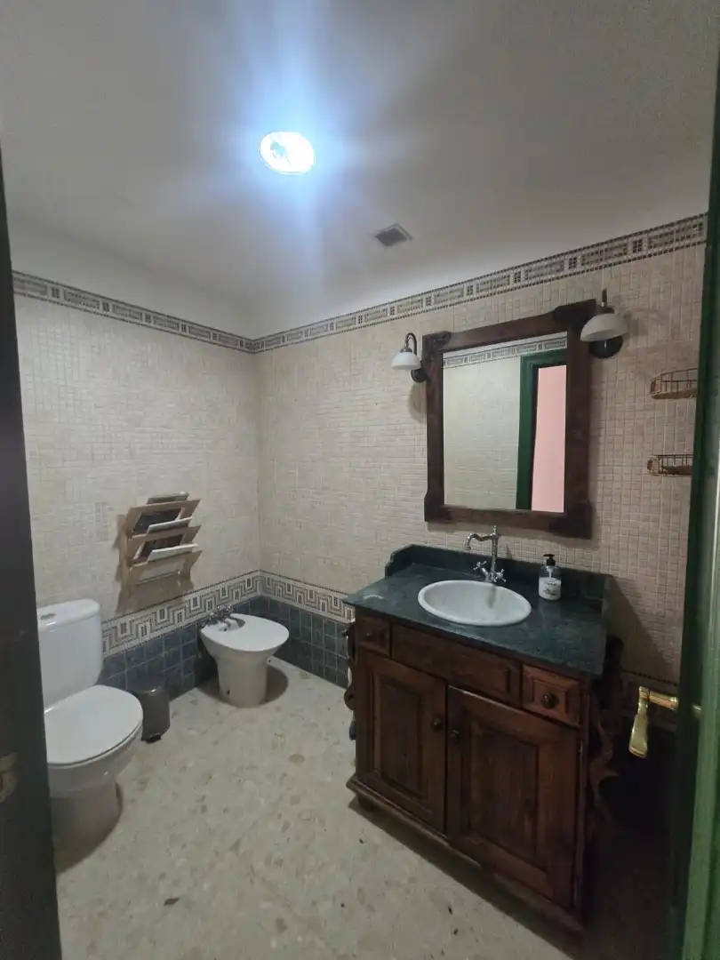 Baño de Casa adosada en venta en Roquetas de Mar con Aire acondicionado, Jardín privado y Amueblado