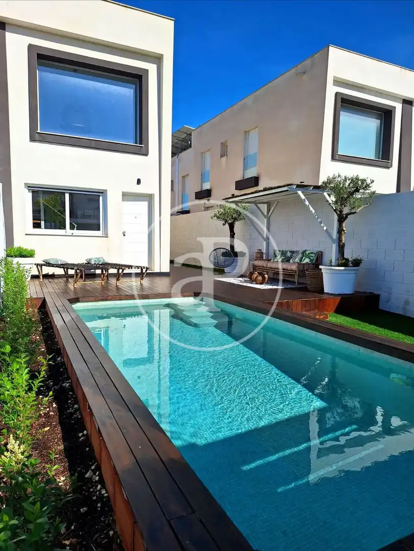 Schwimmbecken von Haus oder Chalet zur Miete in Santa Pola mit Klimaanlage, Heizung und Privatgarten