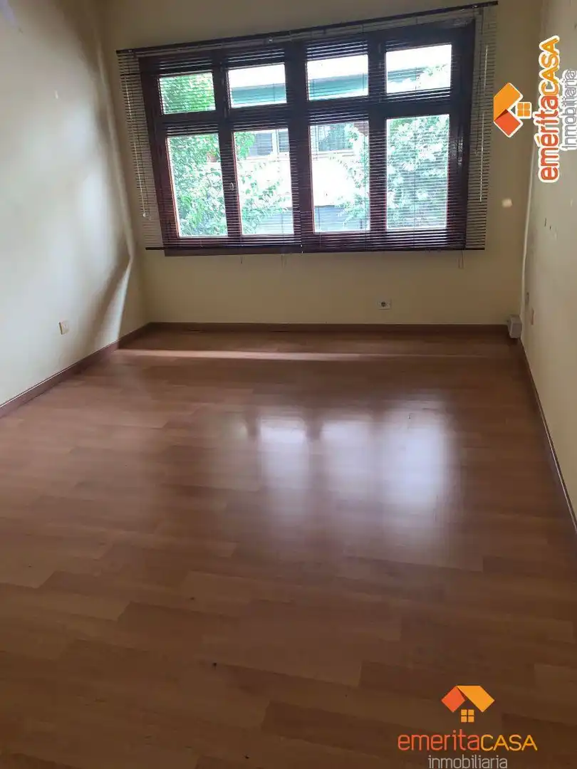 Local comercial en venda a Sur, imagen 4