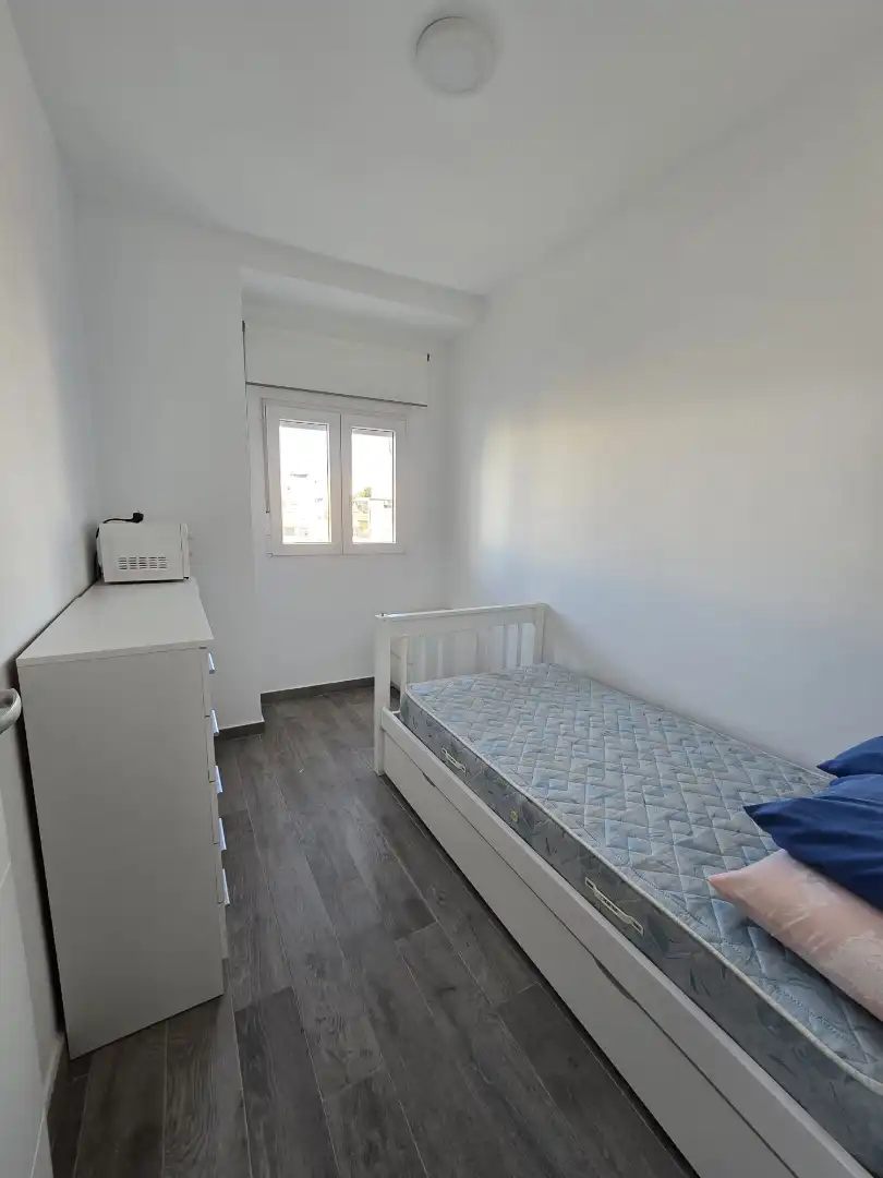 Schlafzimmer von Wohnung zum Verkauf in Barbate mit Klimaanlage, Möbliert und Ofen