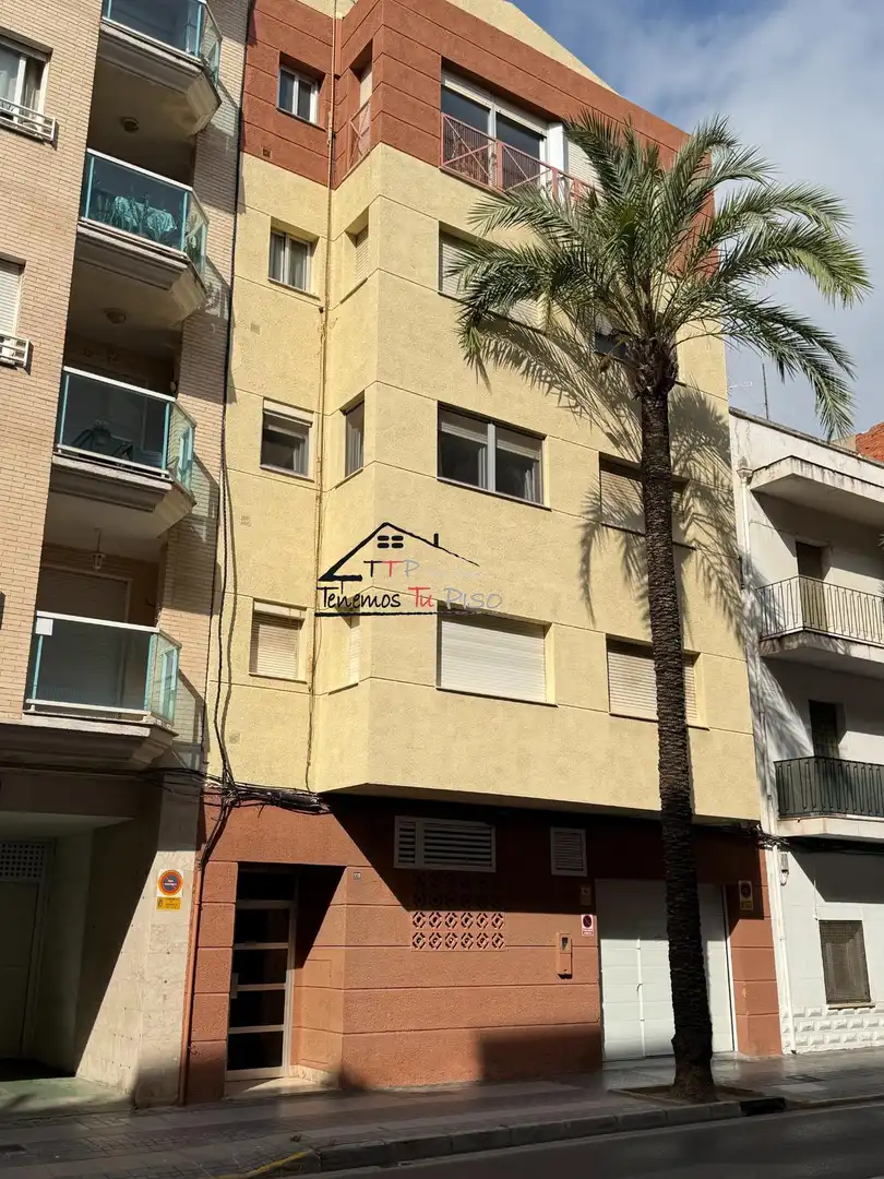 Vista exterior de Piso en venta en Benicarló con Trastero y Amueblado
