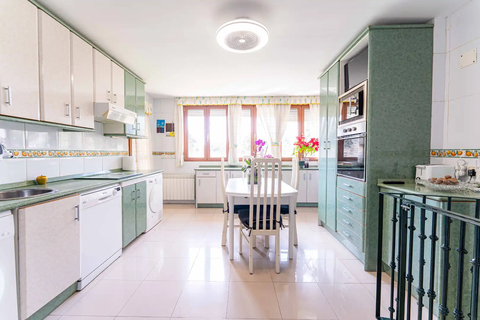 Kitchen of Houses for sale in Alpedrete  with Furnished