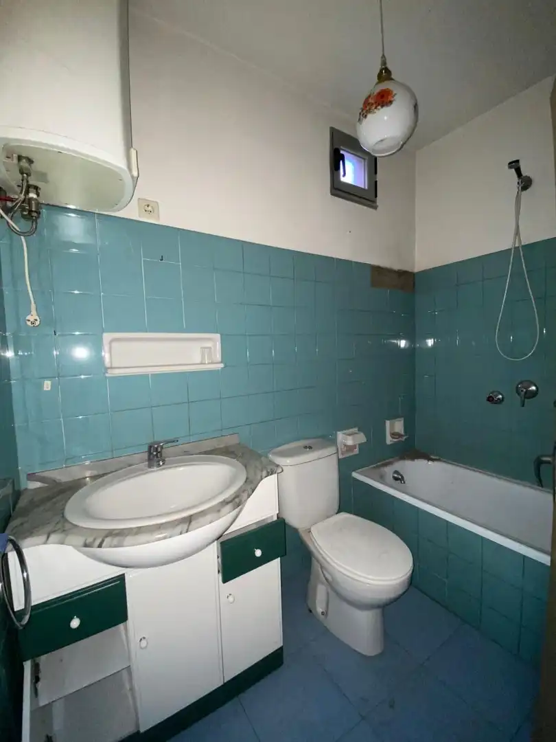 Bany de Casa o xalet en venda en León Capital  amb Traster