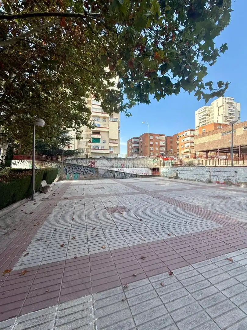 Exterior view of Flat for sale in Madrid  with Heating, Parquet flooring and Terrace