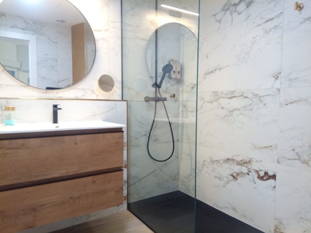 Baño de Planta baja en venta en  Granada Capital con Aire acondicionado y Amueblado