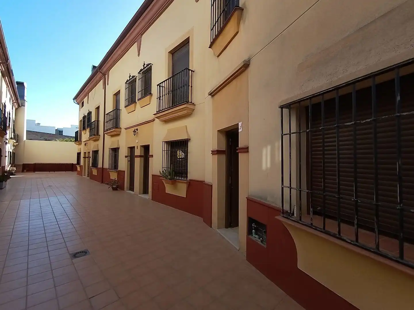 Vista exterior de Casa adosada en venda en Aguilar de la Frontera