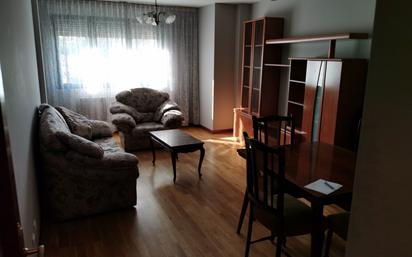 Living room of Apartment for sale in Villaquilambre