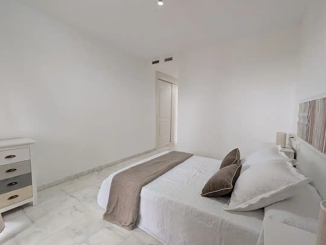 Bedroom of Attic for sale in La Alcaidesa  with Air Conditioner, Heating and Terrace
