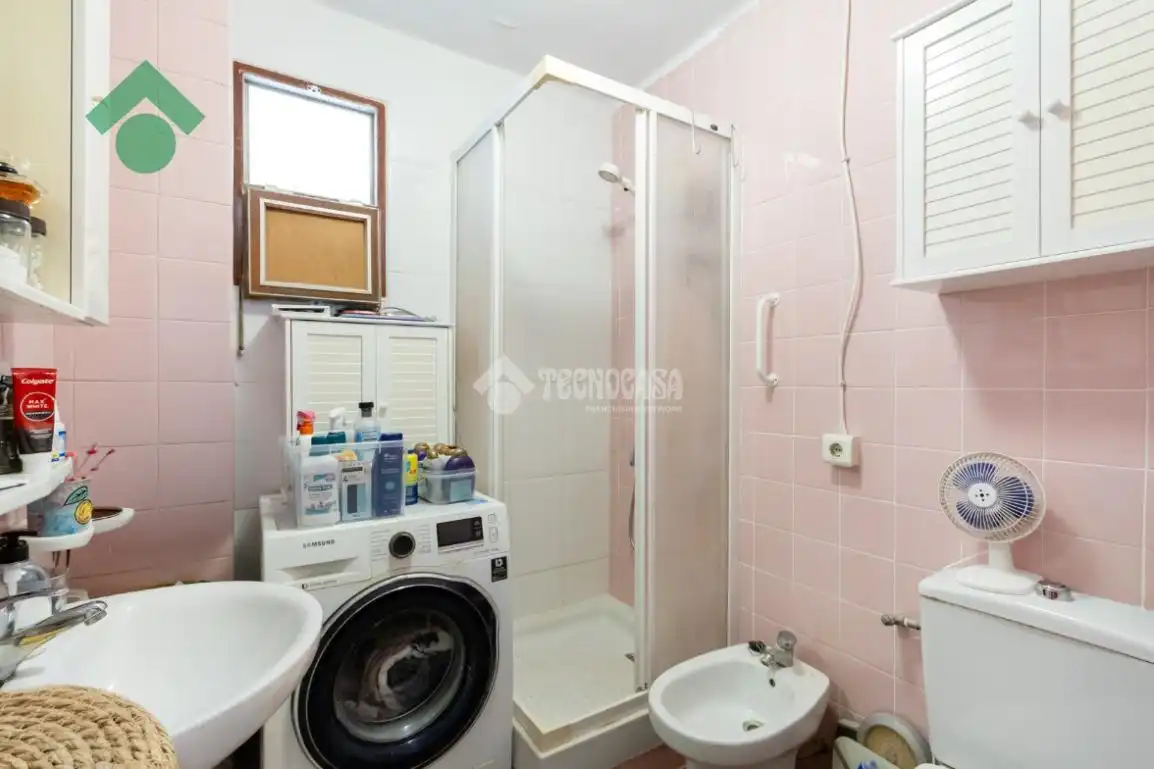 Bathroom of Flat for sale in Nerja