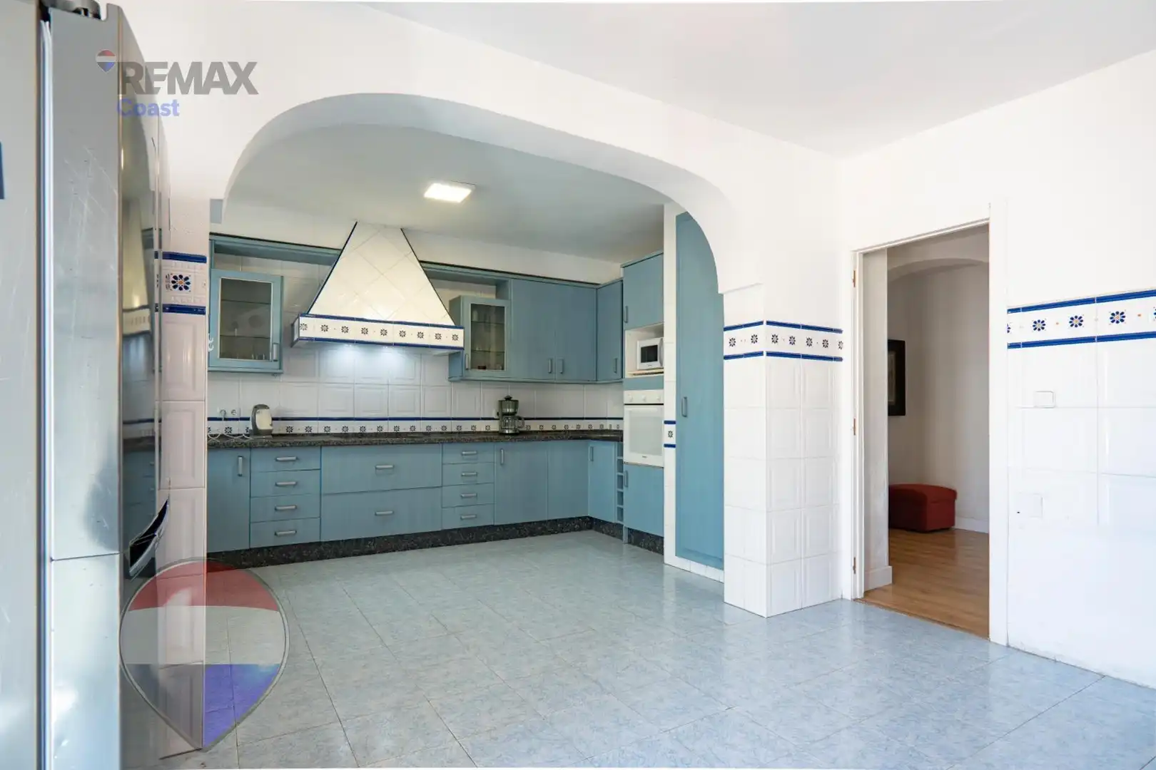 Cuina de Casa o xalet en venda en Rincón de la Victoria amb Aire condicionat, Jardí privat i Piscina