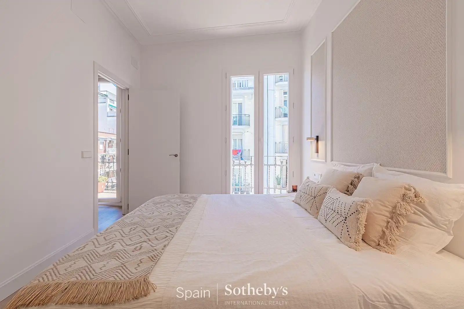 Habitación de Apartamento en venta en Barcelona con Aire acondicionado y Calefacción