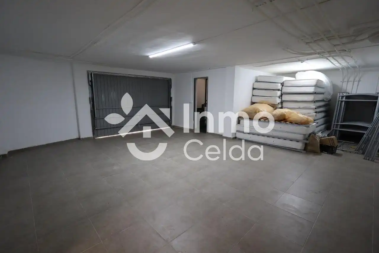 Casa adosada en venta en Chiva con Aire acondicionado, Calefacción y Terraza