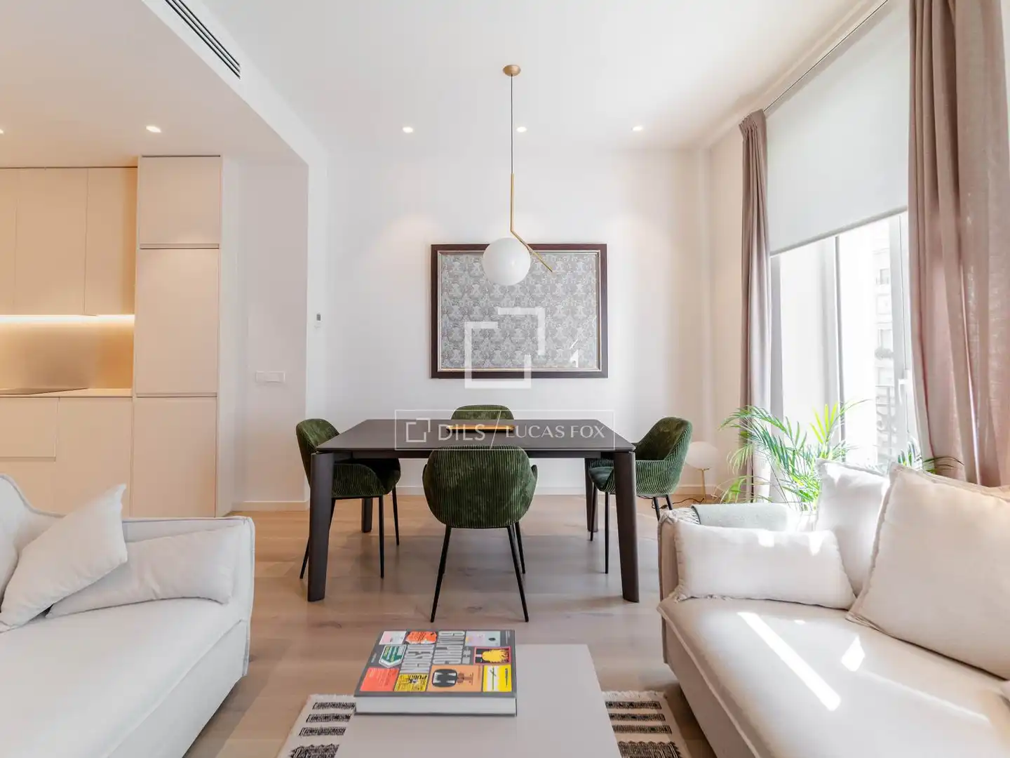 Sala de estar de Piso de alquiler en Valencia con Aire acondicionado, Amueblado y Balcón