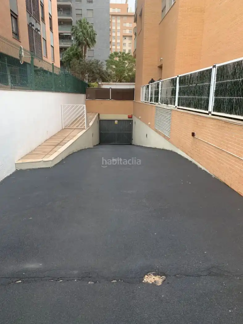 Individual to rent in Avinguda Escultor Miquel Navarro Navarro 2, imagen 6