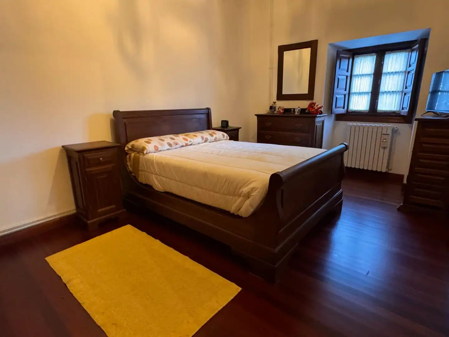 Habitación de Casa o chalet en venta en Los Corrales de Buelna  con Calefacción, Jardín privado y Terraza