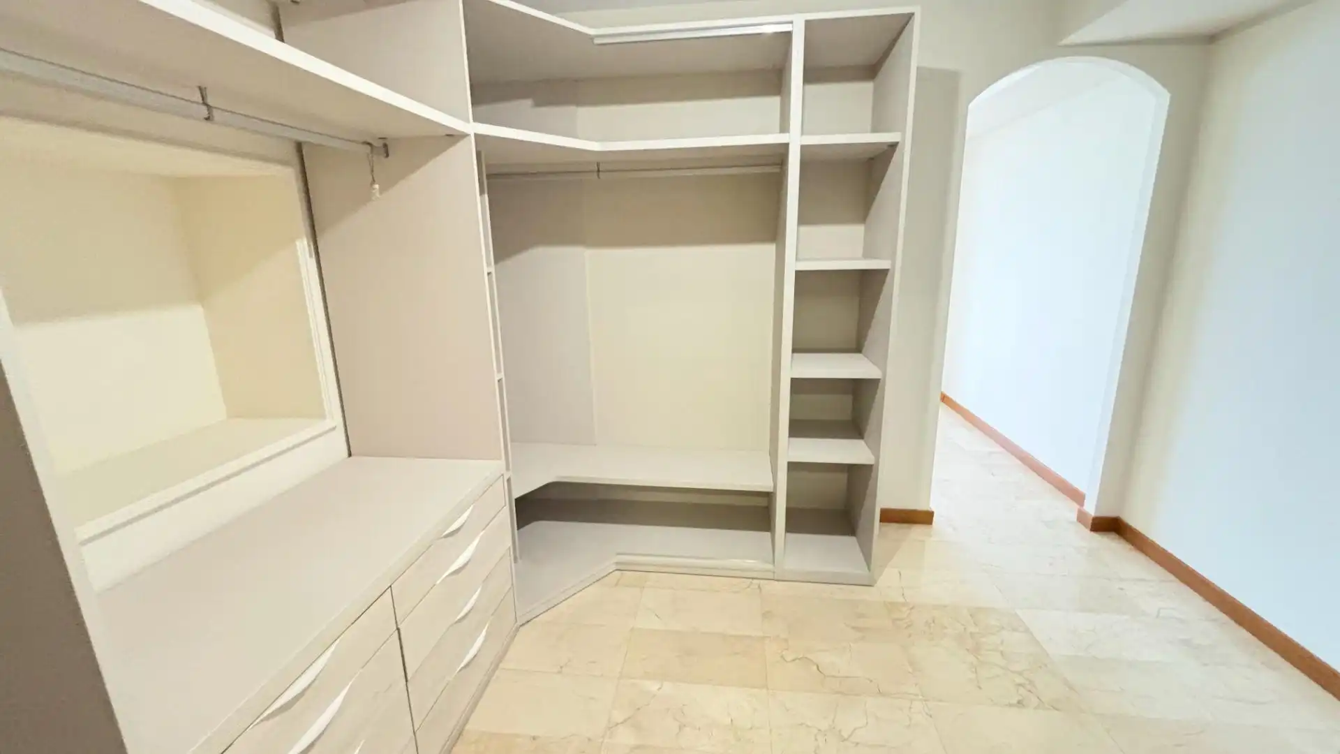 Appartamento con ascensore in vendita a Avenida Avenida Doctor Gadea 1, imagen 11