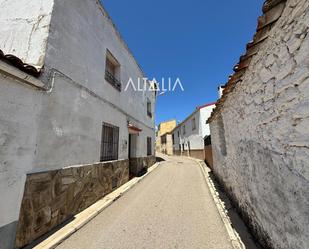 Vista exterior de Casa o xalet en venda en Carboneras de Guadazaón amb Terrassa i Traster